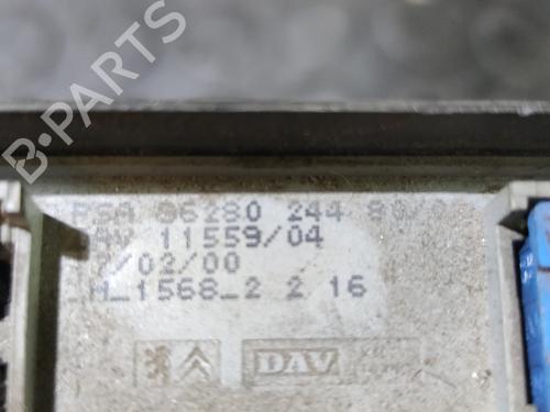 Fuse box PEUGEOT 206 Hatchback (2A/C) 2.0 HDI 90 | BP20833454E1 