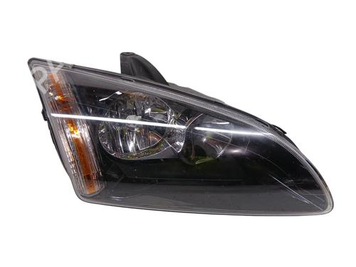 Used Right headlight FORD FOCUS II (DA_, HCP, DP) 2.0 TDCi (136 hp) 23037794