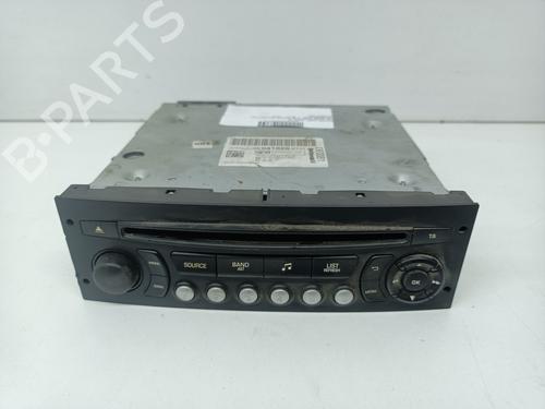 Used Radio FIAT SCUDO Bus (270_, 272_) 2.0 D Multijet (163 hp) 20841325