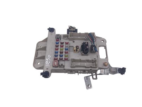 fuse-box-toyota-rav-4-ii-_a2_-2000-2001-2002-2003-2004-2005-34225418 main image