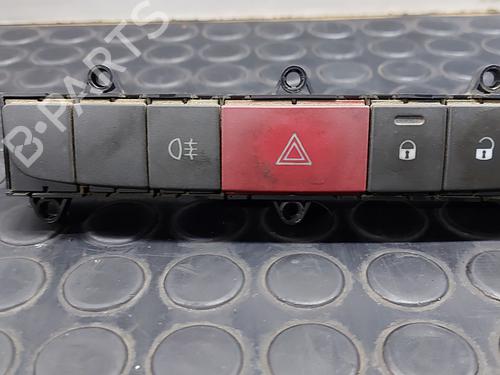 Used Warning switch PEUGEOT BOXER Van 2.2 HDi 120 (120 hp) 28183436