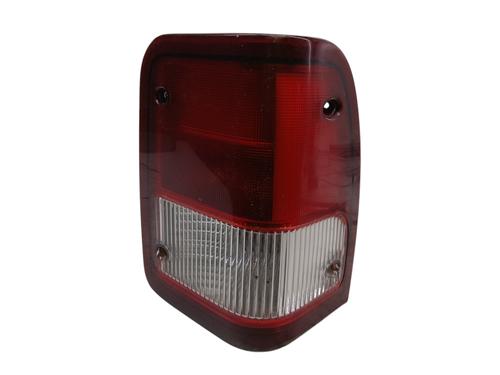 Venstre baglygte MITSUBISHI GALLOPER (JK-01) 2.5 TD intercooler (99 hp) 31841568