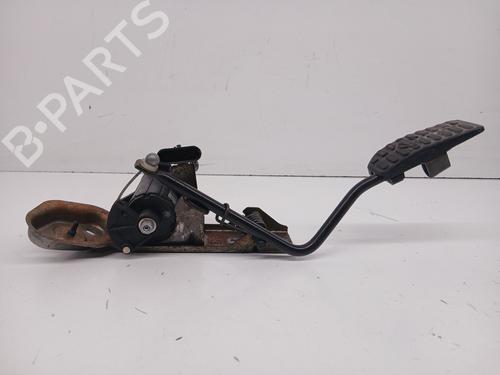 Pédale NISSAN ALMERA II (N16) 2.2 Di (110 hp) 30853419