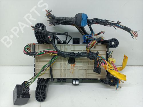 Fuse box SUZUKI GRAND VITARA II (JT, TE, TD) 1.9 DDiS All-wheel Drive (JT419, TD44, JB419WD, JB419XD,... | BP26008847E1 