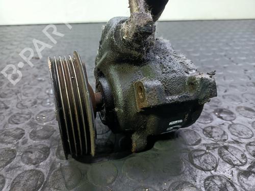 Used Steering pump FORD FIESTA Hatchback Van (JV_) TD 1.8 (75 hp) 30617192