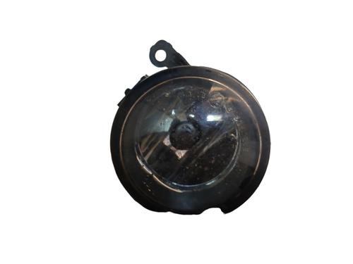 left-front-fog-light-peugeot-407-coupe-6c_-2005-36325446 main image