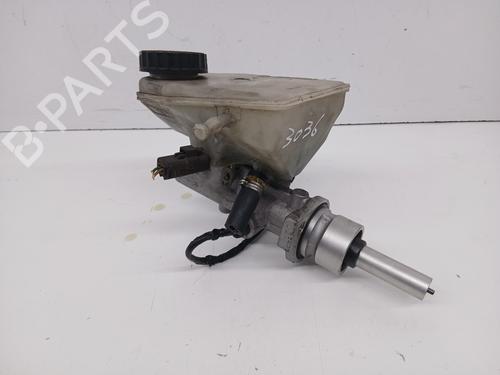 Used Brake master cylinder Brake master cylinder PEUGEOT 607 (9D, 9U) 2.2 HDi (133 hp) 33758414 33758414