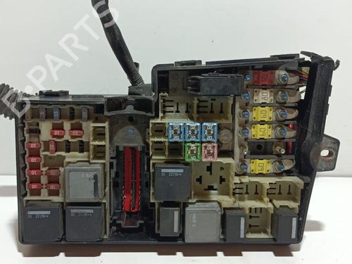 Used Fuse box FORD FOCUS II (DA_, HCP, DP) [2004-2013]  20831277
