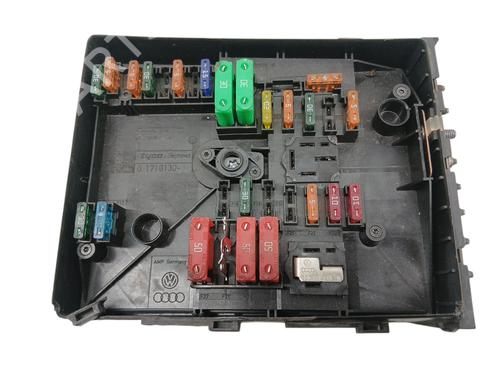 Used Fuse box Fuse box VW TOURAN (1T1, 1T2) [2003-2011] 33963117 33963117