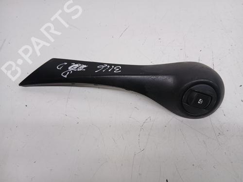 Used Right front window switch RENAULT MEGANE II Saloon (LM0/1_) 1.9 dCi (LM0G, LM1G, LM2C) (120 hp) 29400438