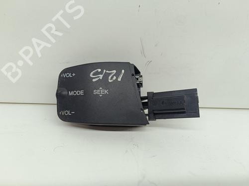 Used Steering wheel controls FORD TRANSIT CONNECT (P65_, P70_, P80_) 1.8 TDCi (90 hp) 20816936