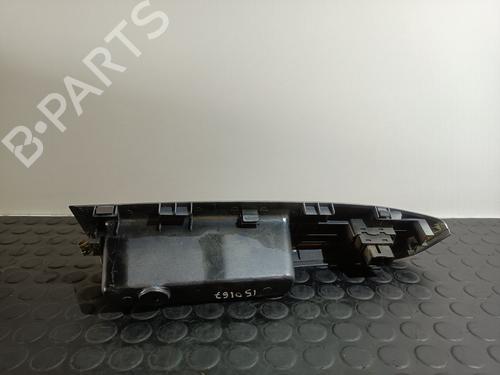 Right front window switch HYUNDAI GETZ (TB) 1.5 CRDi | BP20814628I26 