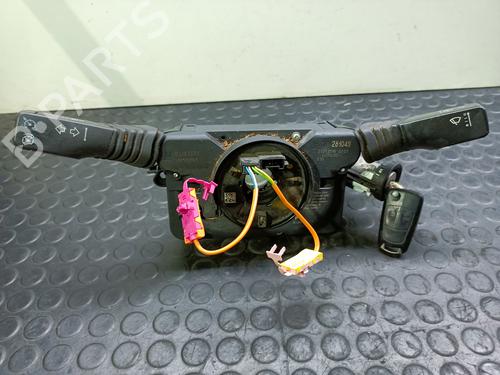 Used Switch OPEL ZAFIRA / ZAFIRA FAMILY B (A05) 1.9 CDTI (M75) (120 hp) 32155560