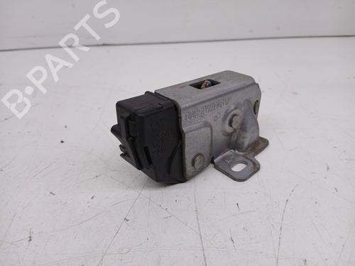 Used Tailgate lock MERCEDES-BENZ SPRINTER 3-t Van (B910) 211 CDI (910.621, 910.623) (114 hp) 33049460