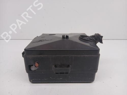Caja reles / fusibles OPEL FRONTERA B (U99) 2.2 DTI (6B_ZC, 6B_VF, 6B_66, 6B_76) (116 hp) 28670997