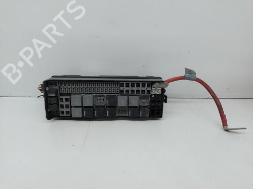 Used Fuse box LAND ROVER DISCOVERY III (L319) [2004-2009]  21484784