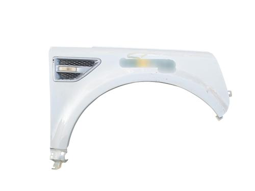 Used Right front fenders Right front fenders 38043408 38043408