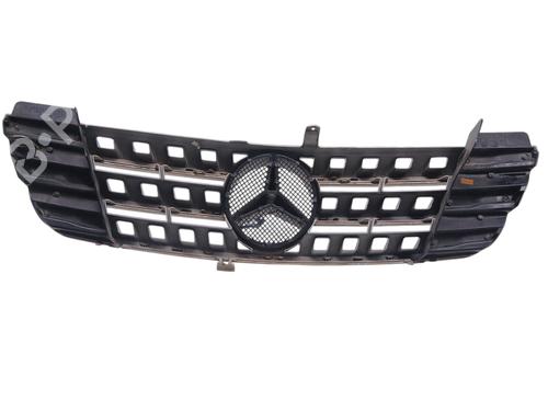 Used Grille MERCEDES-BENZ M-CLASS (W164) ML 280 CDI 4-matic (164.120) (190 hp) 31614131