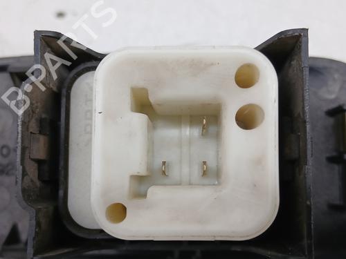 Right front window switch MITSUBISHI PAJERO III (V7_W, V6_W) 3.2 Di-D (V68W, V78W) | BP27451904I26 