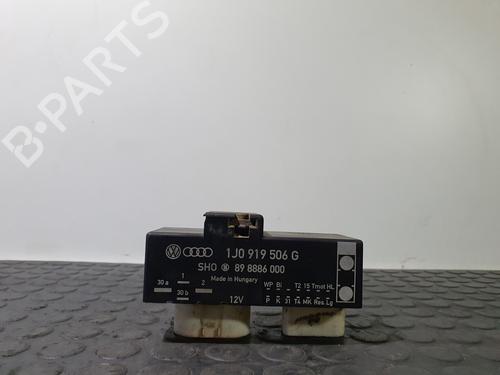 Used Electronic module SEAT IBIZA II (6K1) 1.4 i (60 hp) 20815956