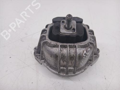 Used Engine mount BMW 3 Touring (E91) 320 d (163 hp) 24630026