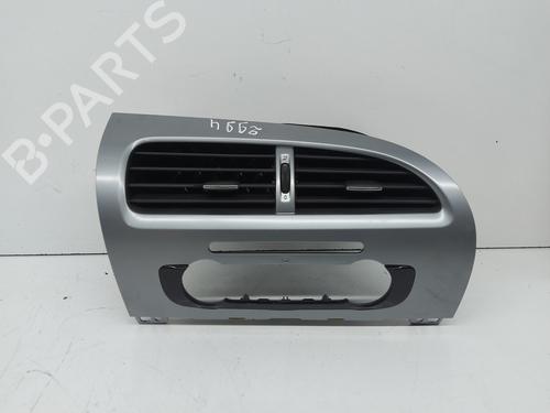 Used Air vent SEAT LEON (1P1) [2005-2013]  31958307