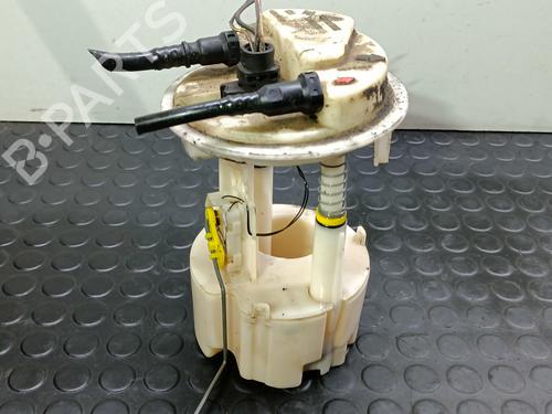 Used Fuel pump RENAULT CLIO II (BB_, CB_) [1998-2016]  32156301