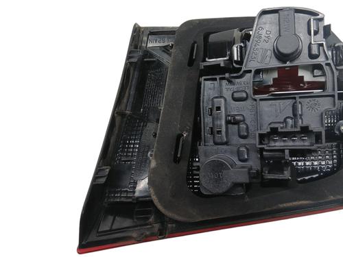 Left tailgate light SEAT IBIZA IV ST (6J8, 6P8) 1.4 TDI | BP32011384C79