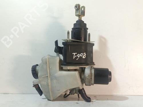 Used Brake master cylinder MERCEDES-BENZ E-CLASS (W211) E 220 CDI (211.006) (150 hp) 20842355