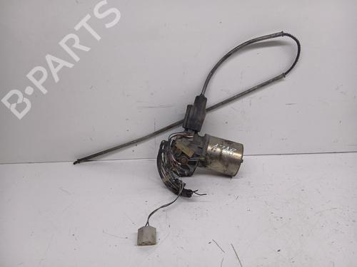 Used Front wiper motor LAND ROVER DEFENDER Station Wagon (L316, L315) 2.5 Td5 4x4 (L316) (122 hp) 30493175