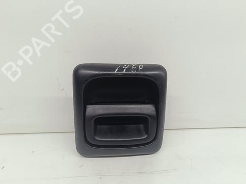 Venstre fortil udvendigt håndtag FIAT DUCATO Bus (244_) 2.8 JTD (128 hp) 31671614