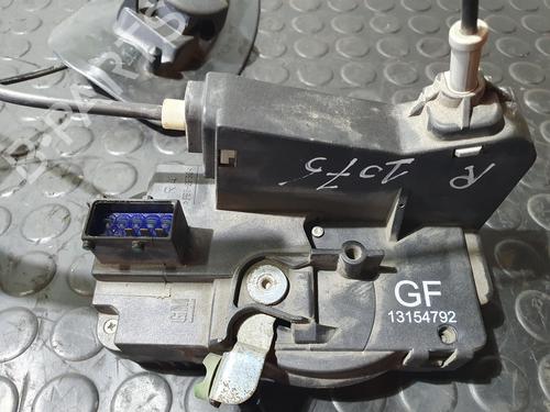 Front right lock OPEL CORSA C (X01) 1.3 CDTI (F08, F68) | BP20832777C97 