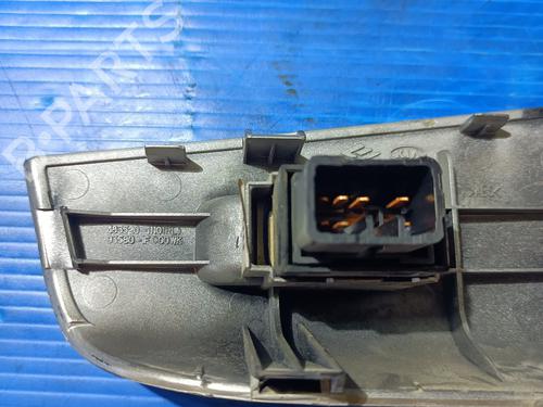 Left rear window switch KIA SPORTAGE II (JE_, KM_) 2.0 CRDi 4WD | BP20817269I29 