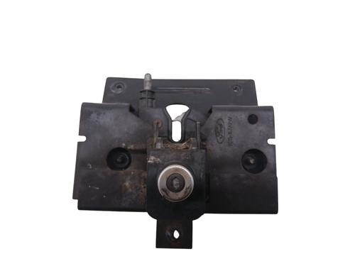 hjelmlas-ford-transit-van-fa_-_-2000-2001-2002-2003-2004-2005-2006-34102665 main image