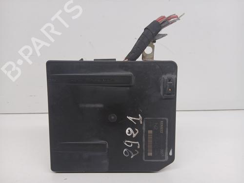 Used Fuse box RENAULT SCÉNIC II (JM0/1_) [2003-2010]  28670999