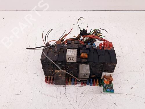 Used Fuse box VW TRANSPORTER T4 Van (70A, 70H, 7DA, 7DH) [1990-2003]  27357871