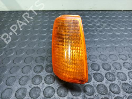 Used Right front indicator VW POLO Coupe (86C, 80) [1981-1994]  23075537