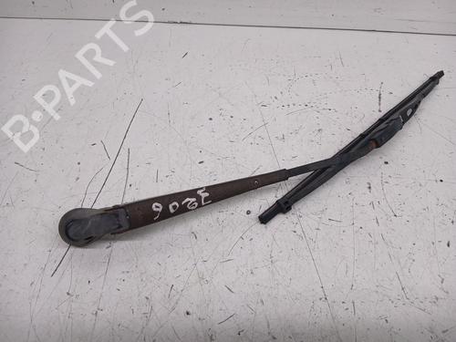 Used Front windshield wiper arm SUZUKI SAMURAI Closed Off-Road Vehicle (SJ_) 1.3 (SJ 413) (67 hp) 30891109