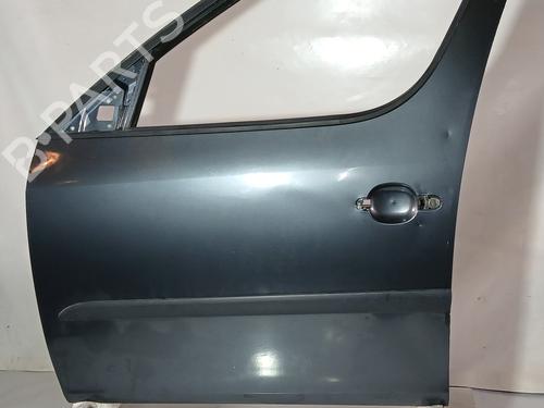 Used Left front door SKODA ROOMSTER (5J7) [2006-2015]  21807630