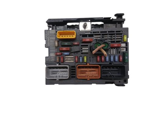 Used Fuse box PEUGEOT 407 SW (6E_, 6D_) [2004-2011]  32446914