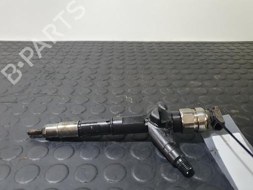 Used Injector NISSAN PATHFINDER III (R51) 2.5 dCi (174 hp) 20843197