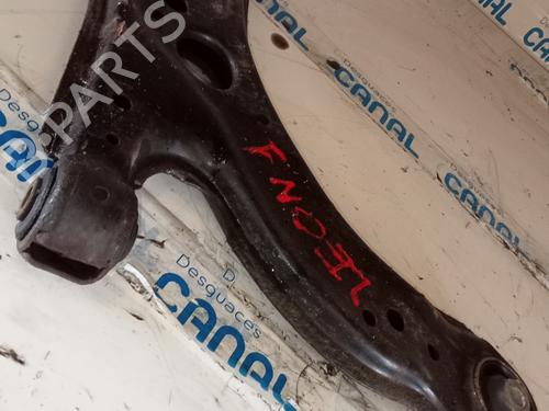 Venstre fortil bærearm SEAT LEON (1M1) [1999-2006]  31654499