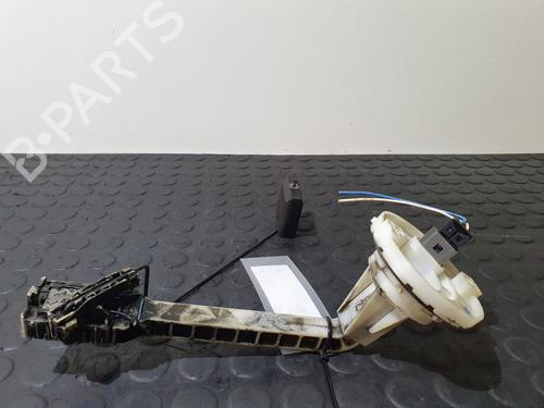 Used Fuel pump MERCEDES-BENZ E-CLASS (W210) E 300 D (210.020) (136 hp) 20817964