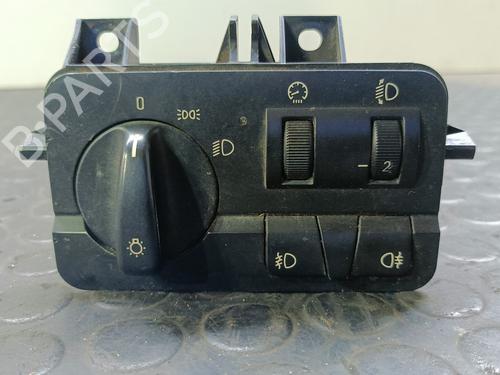 Used Headlight switch BMW 3 (E46) 320 d (136 hp) 32036861