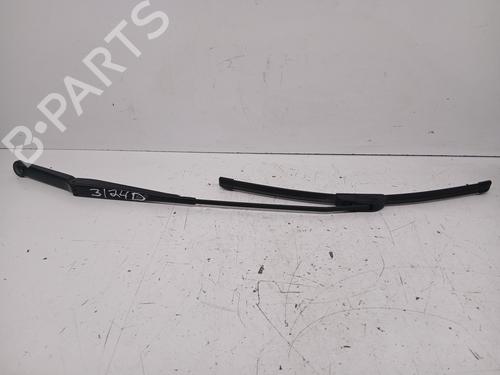 Used Front windshield wiper arm BMW X3 (E83) xDrive 25 i (218 hp) 33053416
