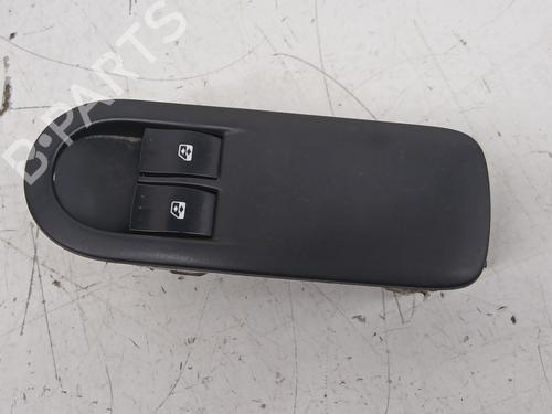 Used Left front window switch Left front window switch RENAULT MEGANE II (BM0/1_, CM0/1_) [2001-2012] 32999989 32999989