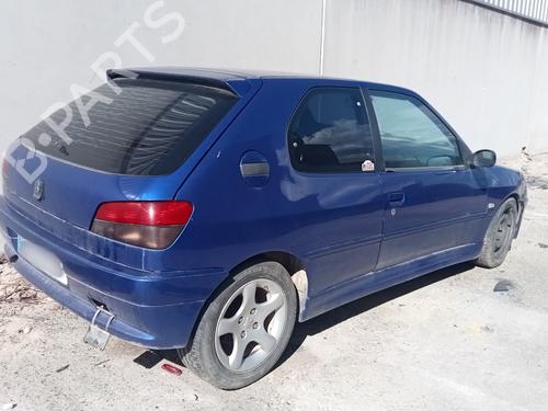 Front right lock PEUGEOT 306 Hatchback (7A, 7C, N3, N5) 2.0 HDI 90 | BP20823798C97 