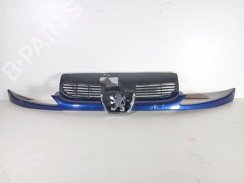 Used Grille PEUGEOT 206 Hatchback (2A/C) 1.9 D (69 hp) 26901613