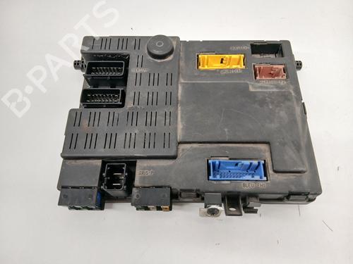 Used Fuse box CITROËN XSARA Break (N2) 2.0 HDI 90 (90 hp) 31074107