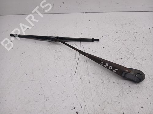 Used Front windshield wiper arm SUZUKI SAMURAI Closed Off-Road Vehicle (SJ_) 1.3 (SJ 413) (67 hp) 30891107